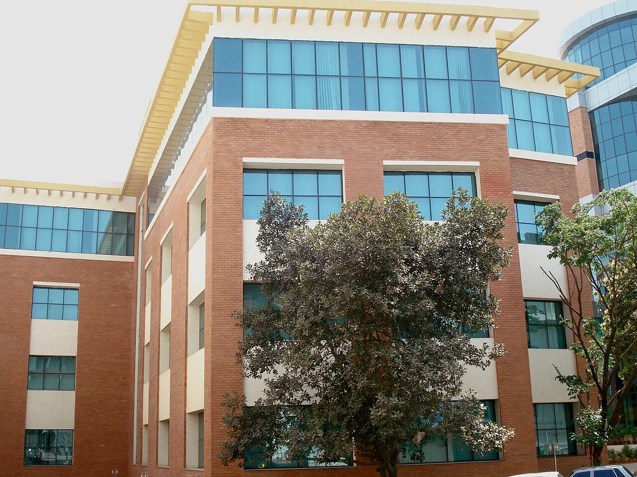 Manipal Institute of Technology (MAHE)